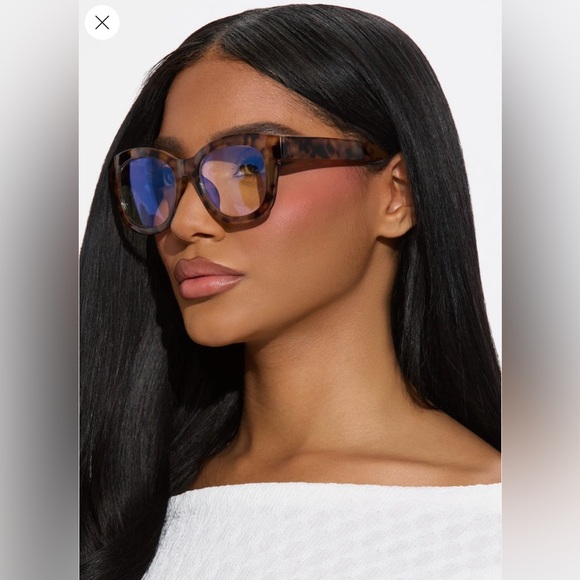 Tortoise Shell Square Blue Light Sunglasses - Picture 6 of 6